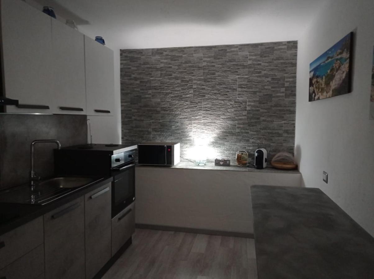 סאן תאודורו Villaggio Est Affittacamere מראה חיצוני תמונה