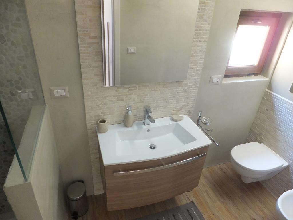 סאן תאודורו Villaggio Est Affittacamere מראה חיצוני תמונה