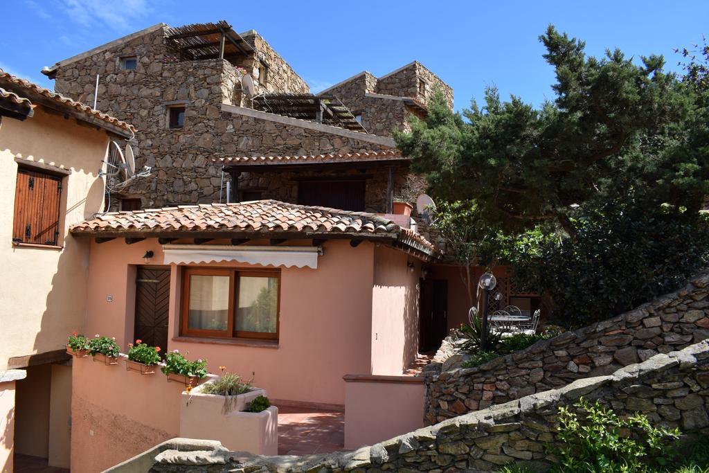 סאן תאודורו Villaggio Est Affittacamere מראה חיצוני תמונה