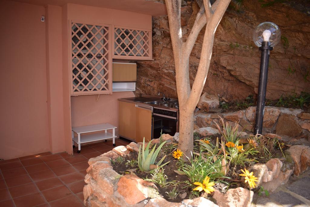 סאן תאודורו Villaggio Est Affittacamere מראה חיצוני תמונה